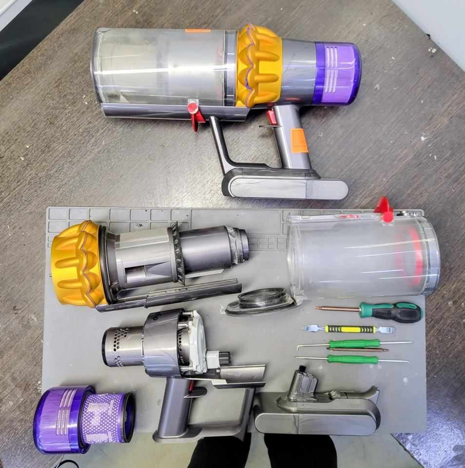Пылесос Dyson в разборе: мотор, циклон, батарея